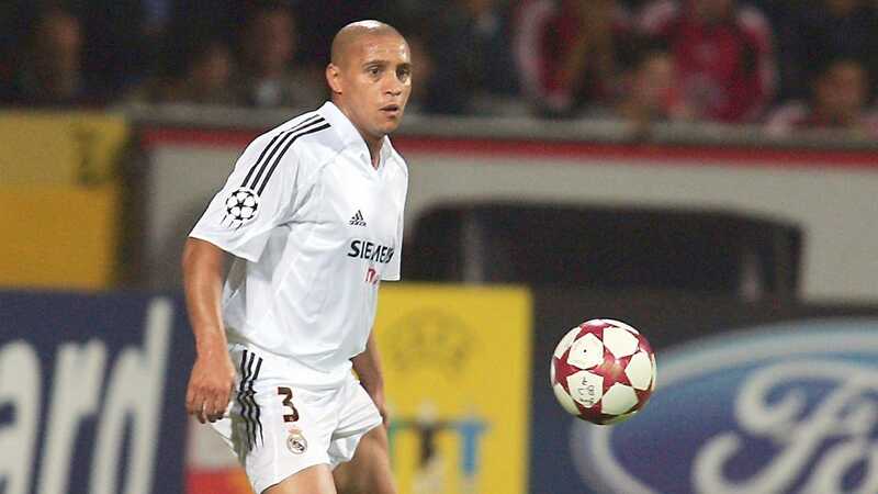 Cầu thủ bóng đá Roberto Carlos bao nhiêu tuổi?